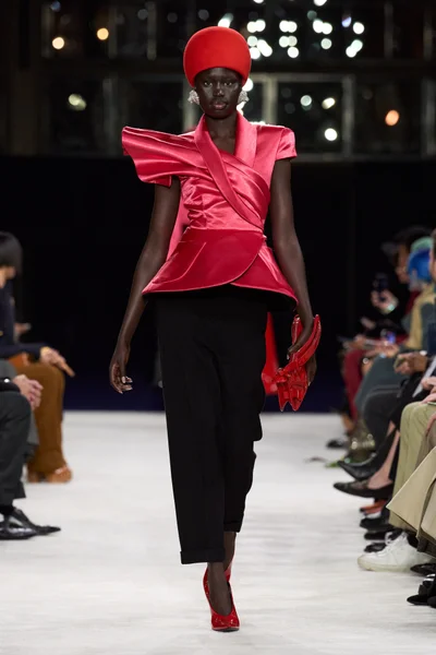 Look 26